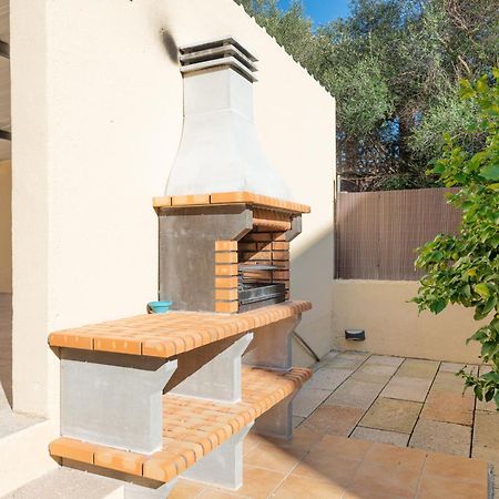 Tradicional Villa Calamar 7 بويترو كولوم المظهر الخارجي الصورة