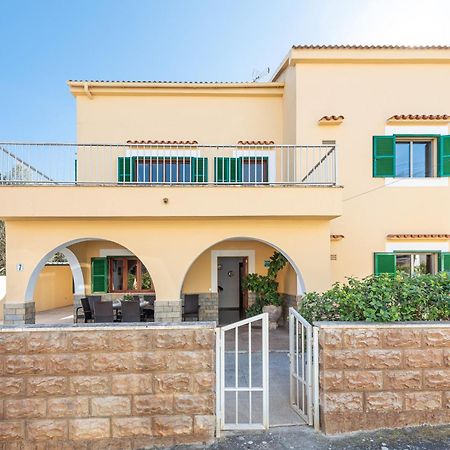 Tradicional Villa Calamar 7 بويترو كولوم المظهر الخارجي الصورة
