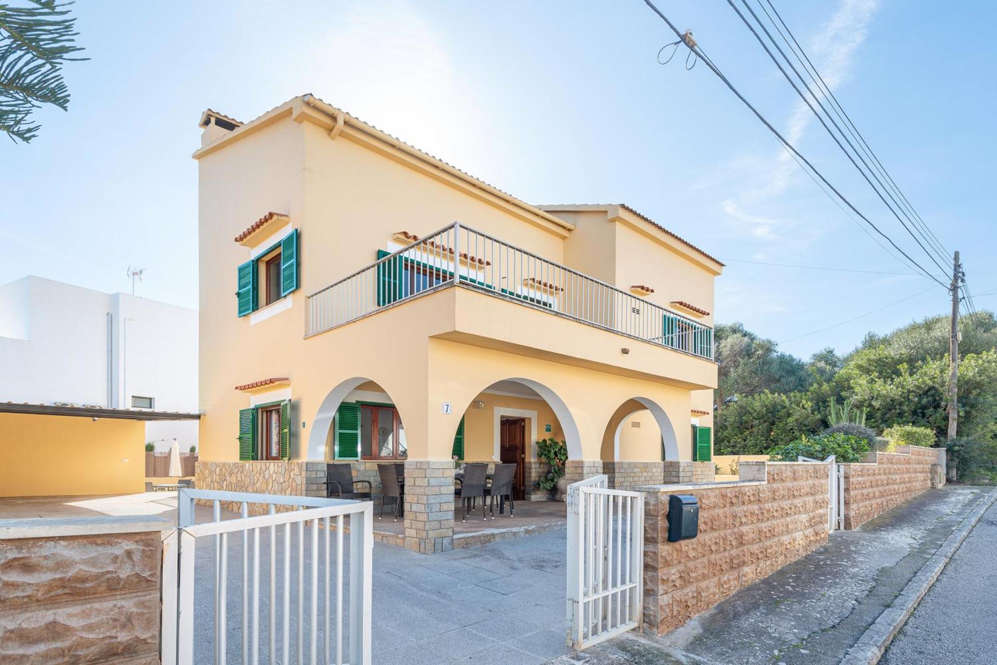 Tradicional Villa Calamar 7 بويترو كولوم المظهر الخارجي الصورة