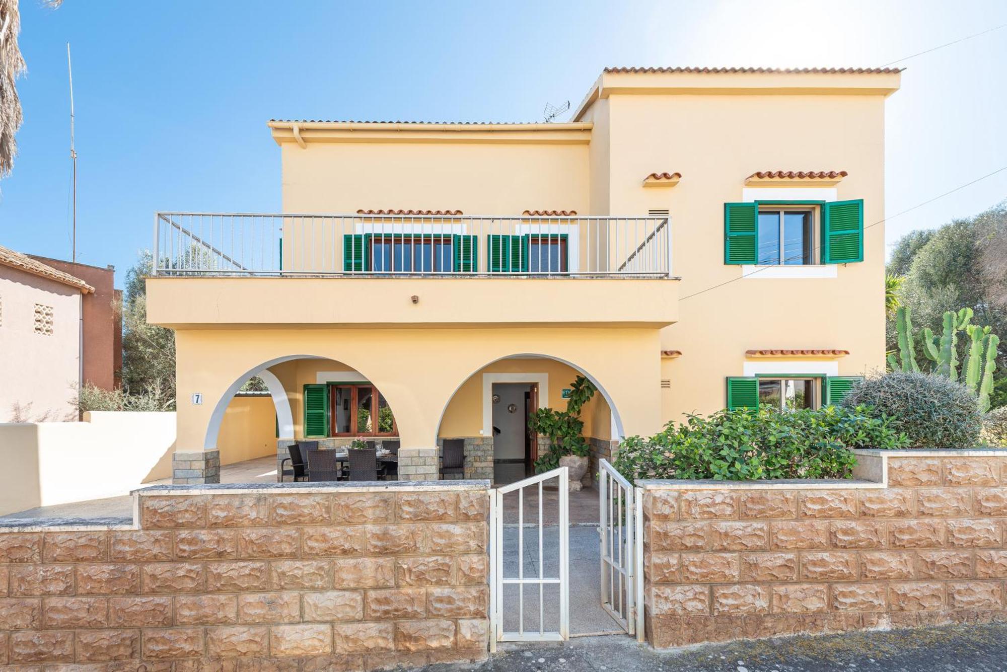 Tradicional Villa Calamar 7 بويترو كولوم المظهر الخارجي الصورة